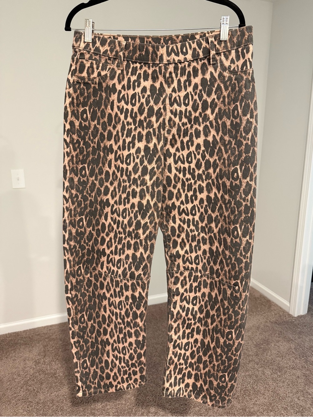 Anna & Ava Barrel Leg Leopard Pull-on Jeans